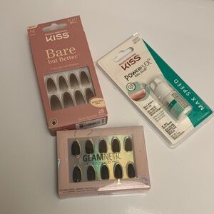 KISS and Glamnetic Nail Set
